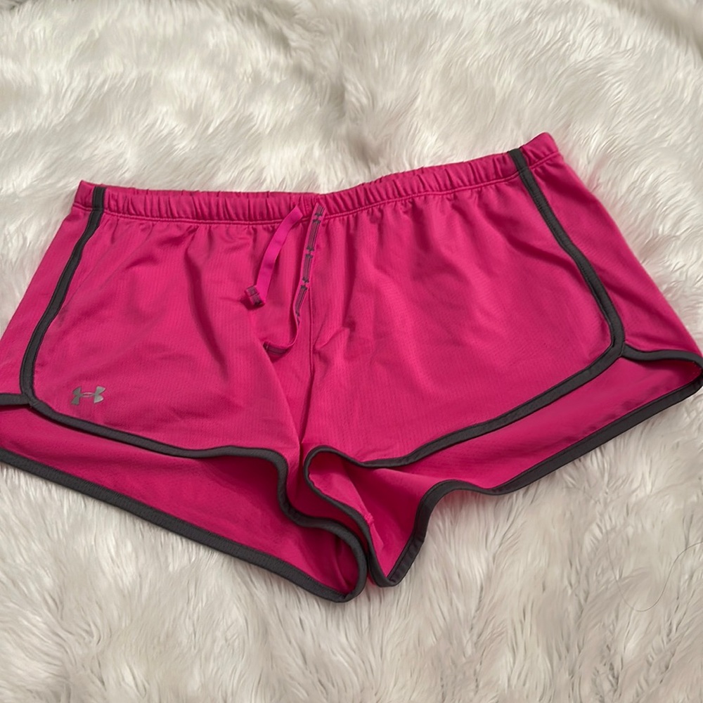 Under Armour Women’s Pink Heat Gear Shorts